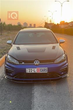 Volkswagen Golf R
